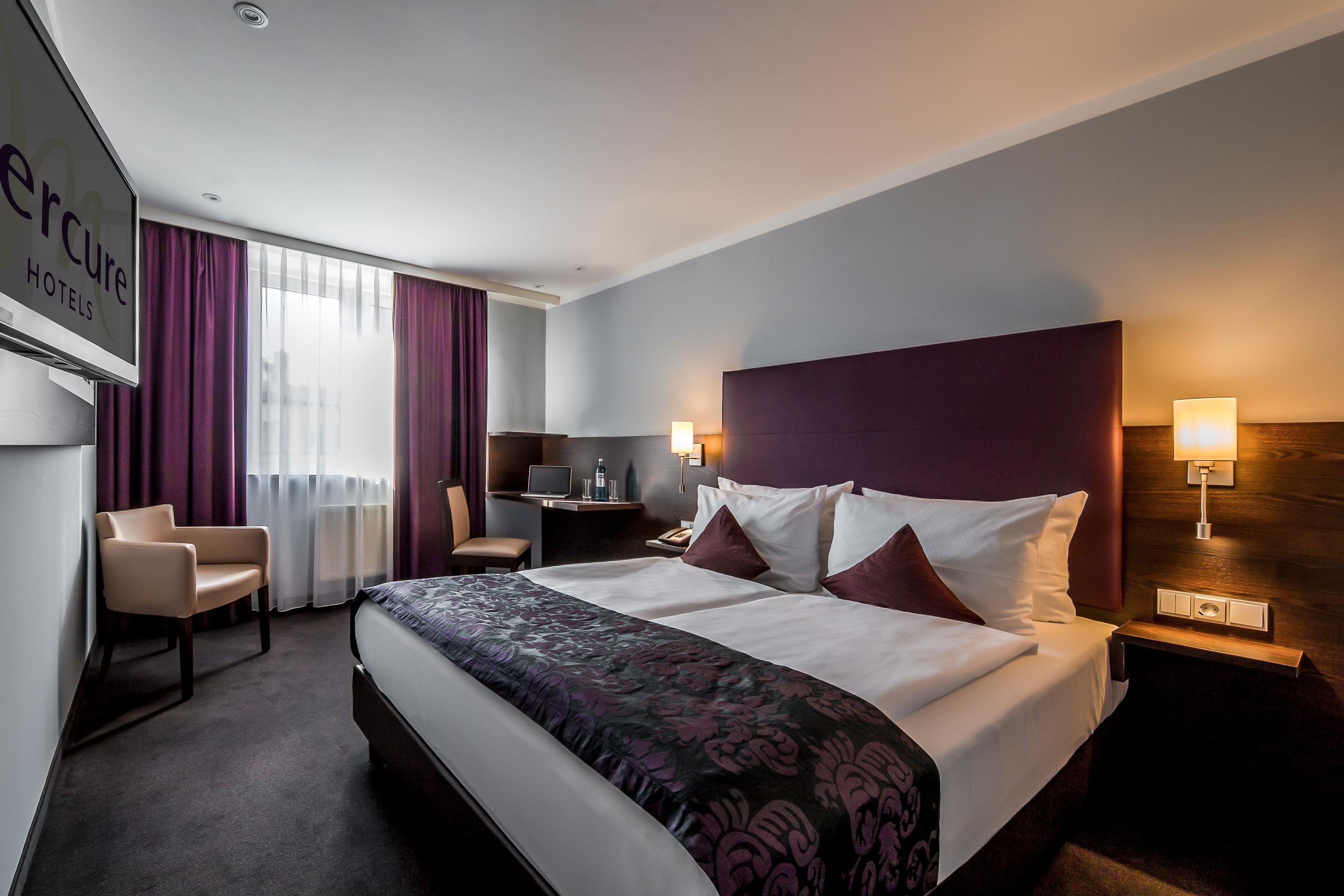 Mercure Frankfurt City Messe Франкфурт на Майн Екстериор снимка