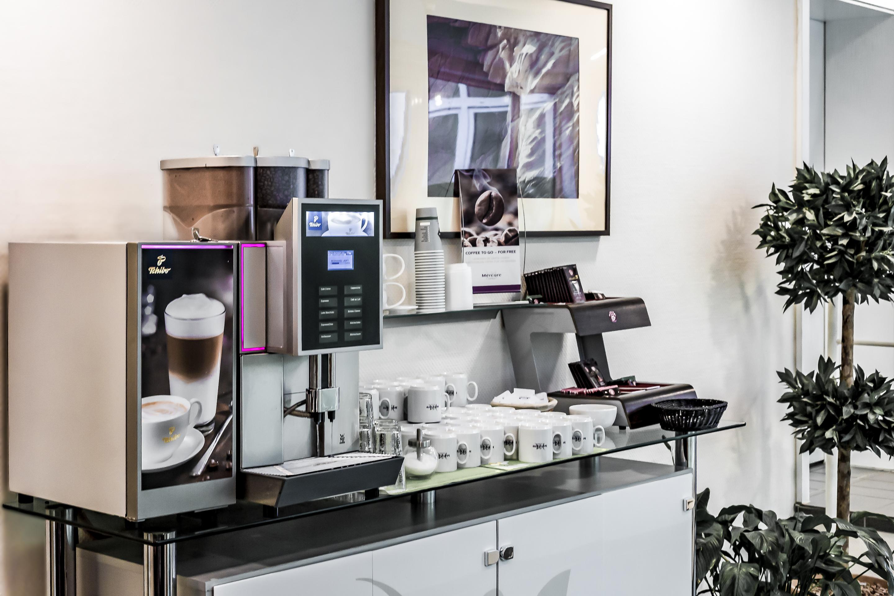 Mercure Frankfurt City Messe Франкфурт на Майн Екстериор снимка